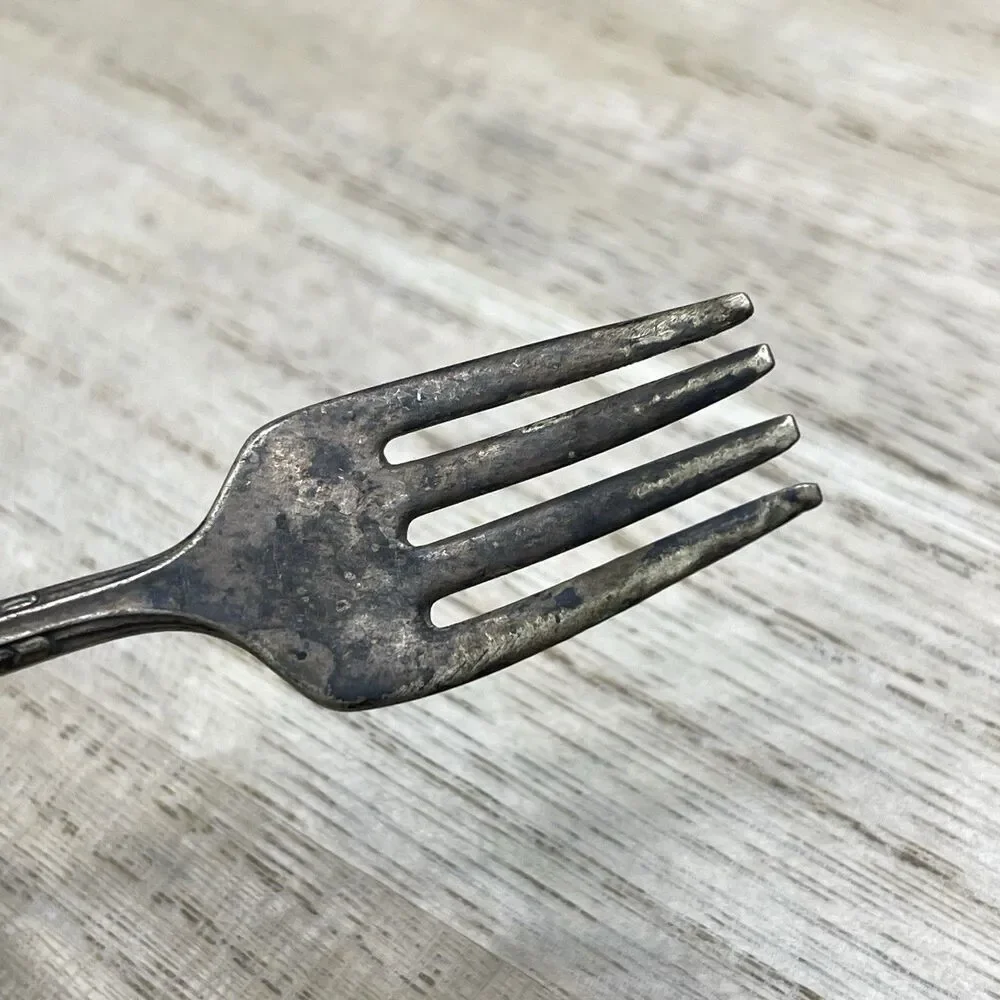 VTG ATQ 1881 Rogers Oneida Silver Plated Baby Fork Patina Tarnished 4.25”